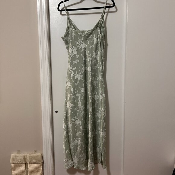 Altar’d State Raquel Floral Satin Midi Dress - Green, Size L - Picture 5 of 8